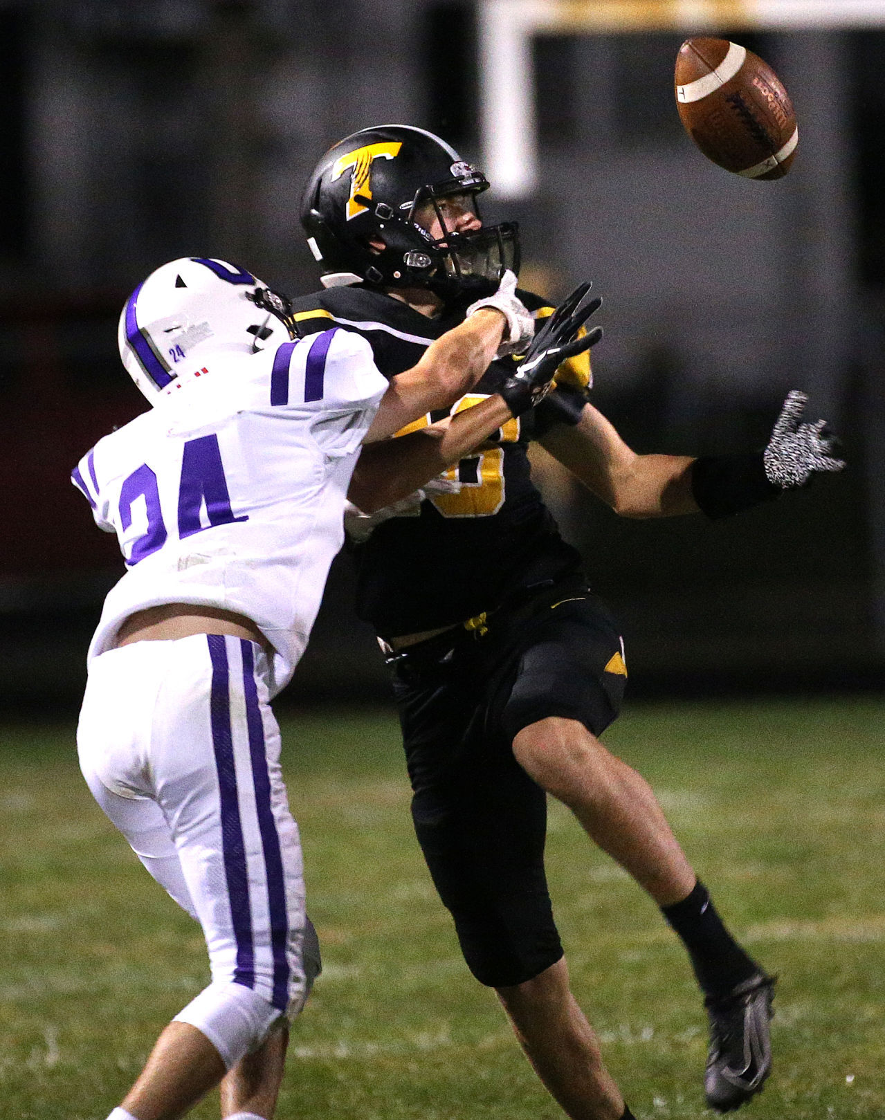 September 25: Onalaska vs Tomah